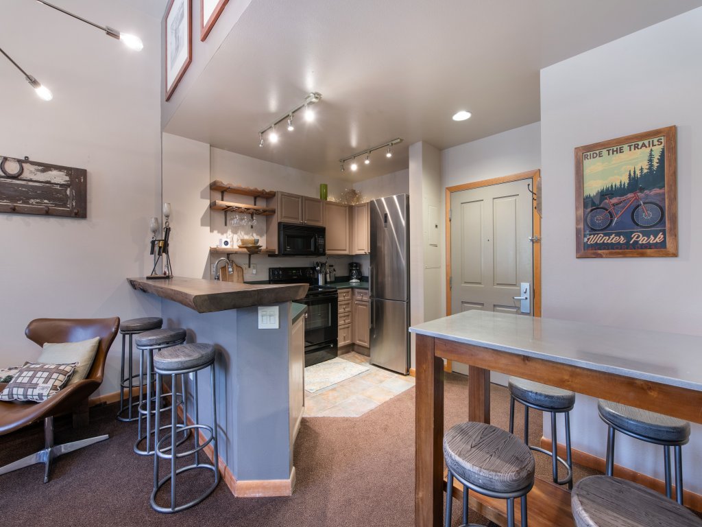 Zephyr Mountain Lodge, Condo | Ski Storage (Select-Rated Condo 2700) Vacation Rental in Winter Park - RedAwning