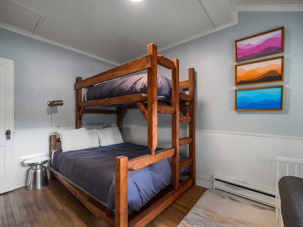 128 Spruce Street Vacation Rental in Steamboat Springs - RedAwning