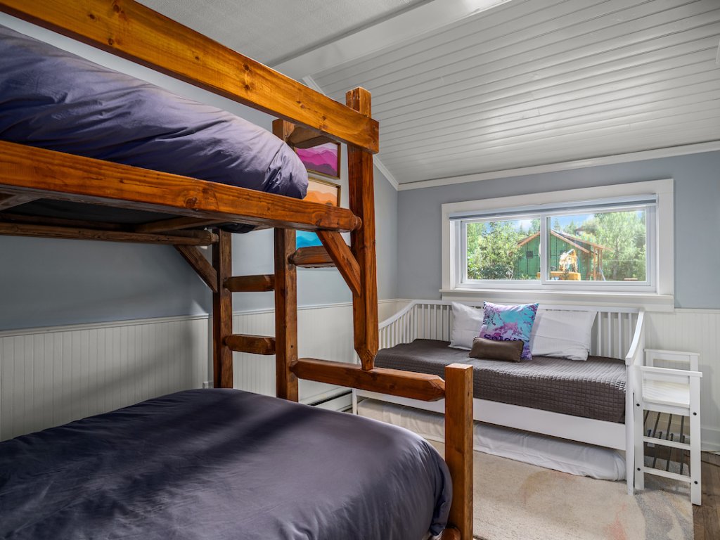 128 Spruce Street Vacation Rental in Steamboat Springs - RedAwning