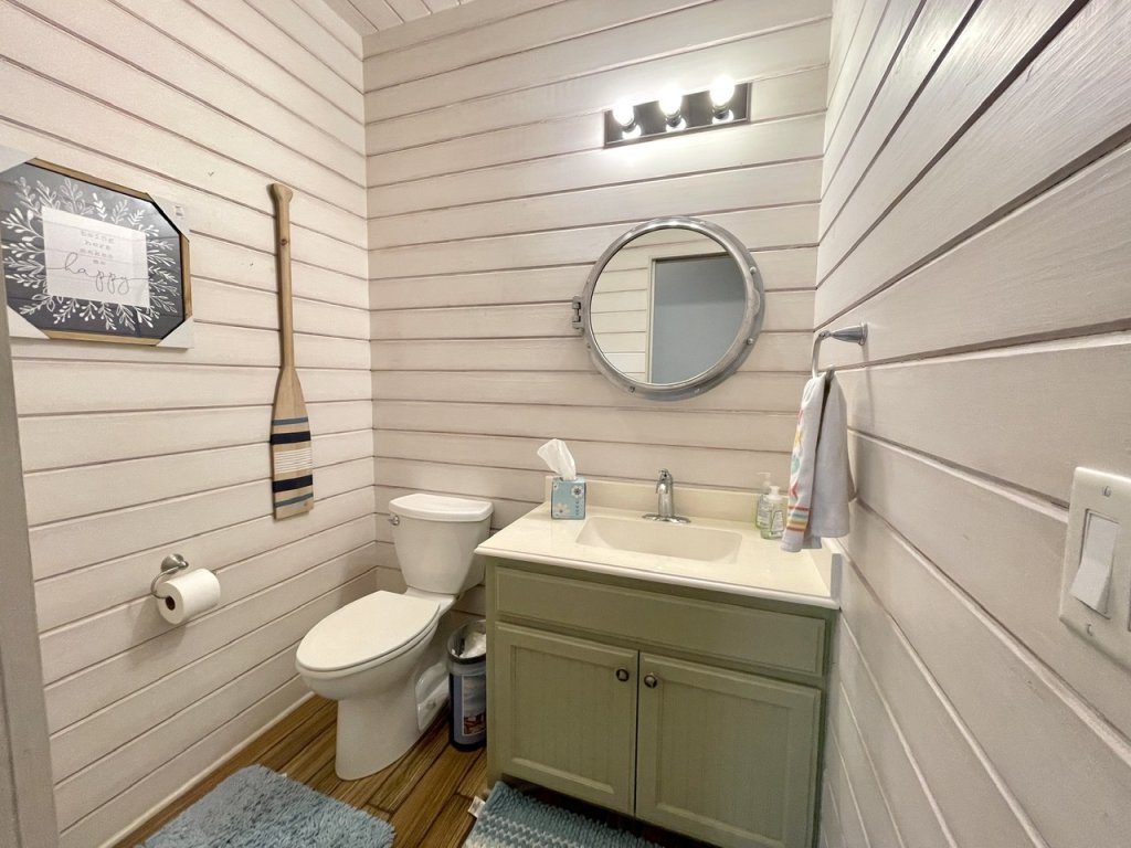 Ocean's Edge Vacation Rental in Texas - RedAwning