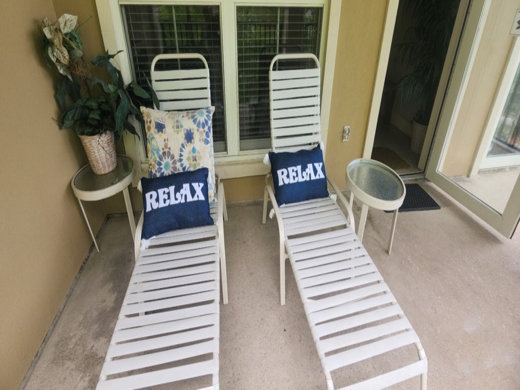 Shorenugh - Bright Villa with Rooftop Pool Next to Coligny Plaza Vacation Rental in Hilton Head - RedAwning