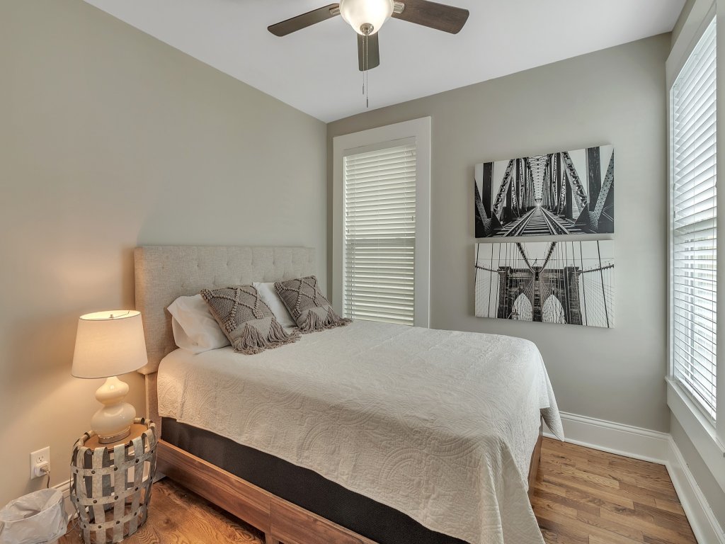 Recently Renovated Home in the Heart of Bellevue! Vacation Rental in Kentucky - RedAwning