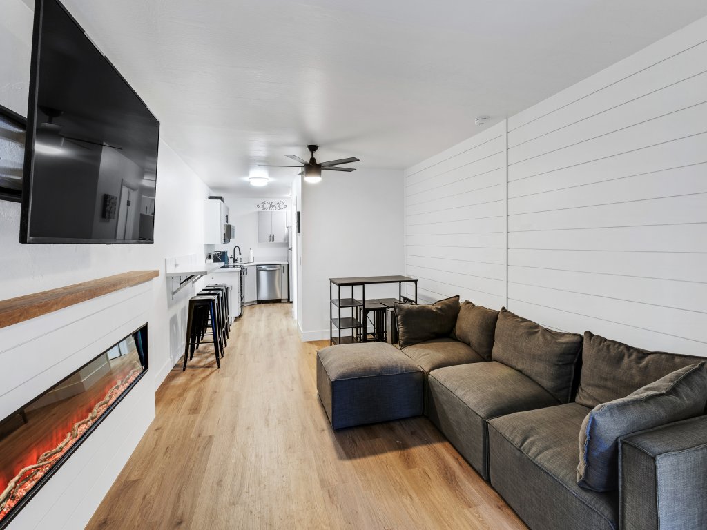 The Cottages: Beautiful Ski-in/Ski-out Condo Located On The Eagle Point Resort! Vacation Rental in Utah - RedAwning