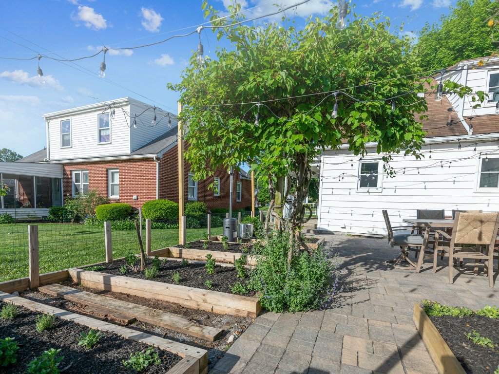 "Sweet Serenity" Stay 10 Minutes from Hershey Vacation Rental in Pennsylvania - RedAwning