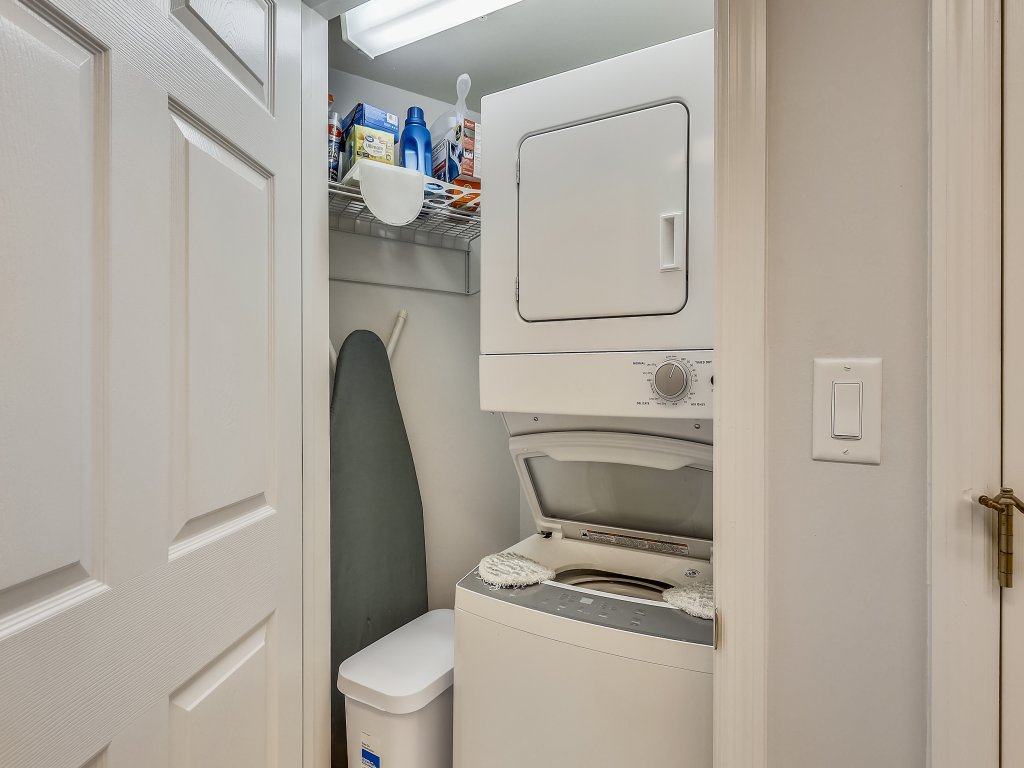 Seacrest 206 is a gorgeous Gulf Front2 BR with Free Beach Service for 2 Vacation Rental in Fort Walton Beach - RedAwning