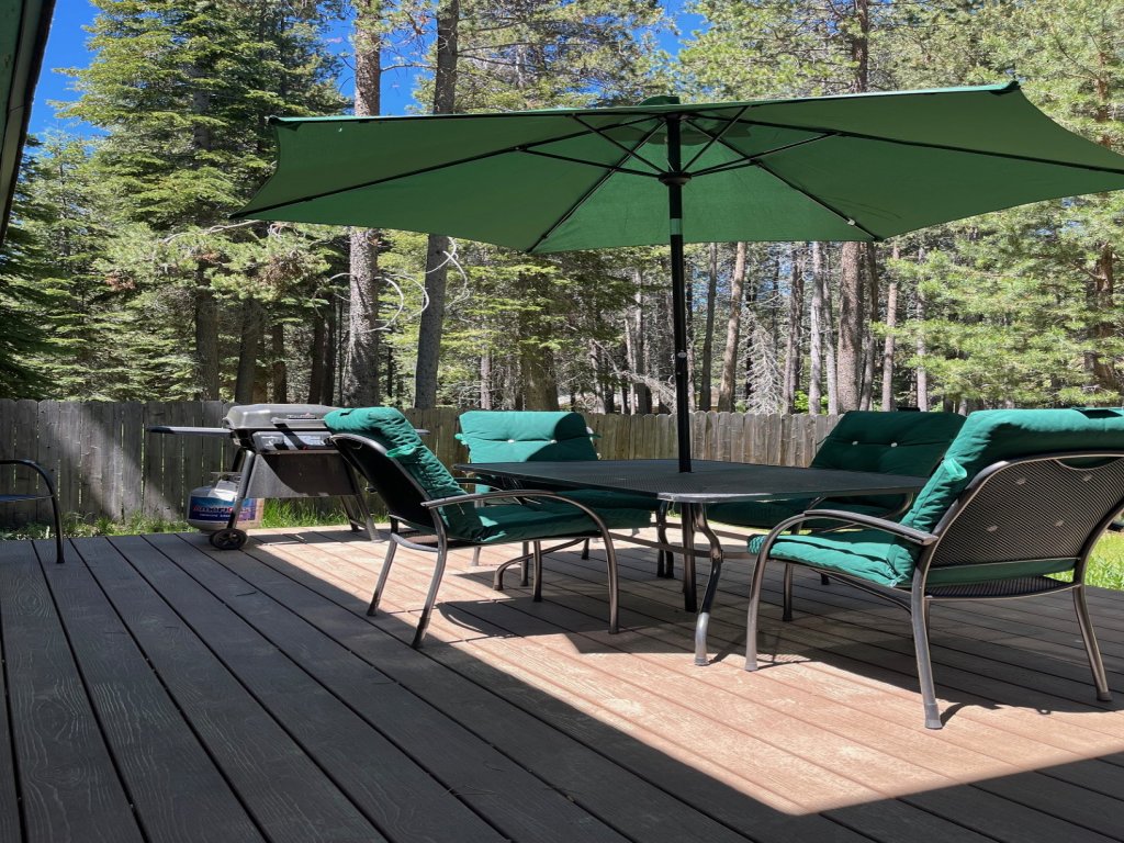 3 Bedroom Cabin In The Pines  1207S Vacation Rental in California - RedAwning