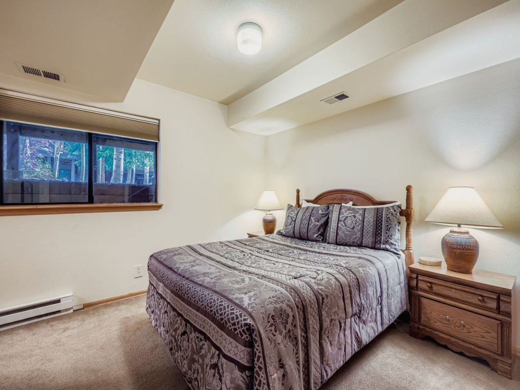 Village Point 120 Vacation Rental in Breckenridge - RedAwning