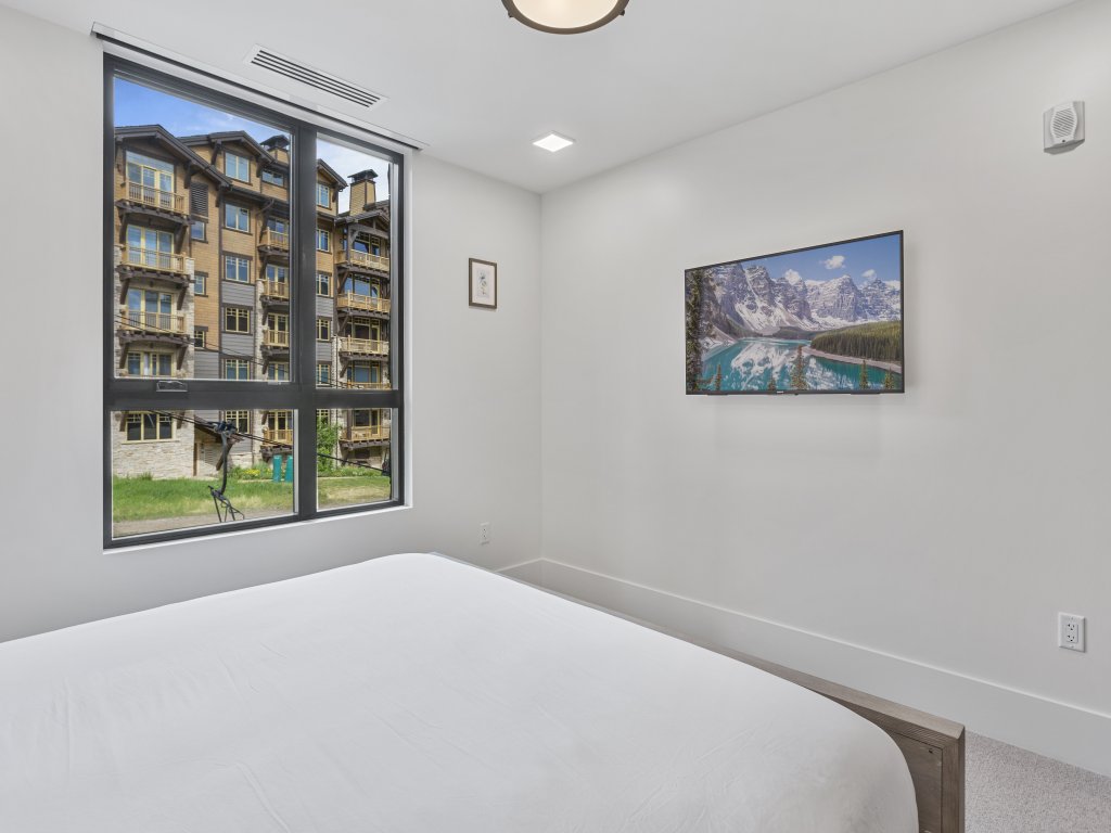 Empire Residences at Deer Valley Resort - Three Bedroom Deluxe Residence #203 Vacation Rental in Park City - RedAwning