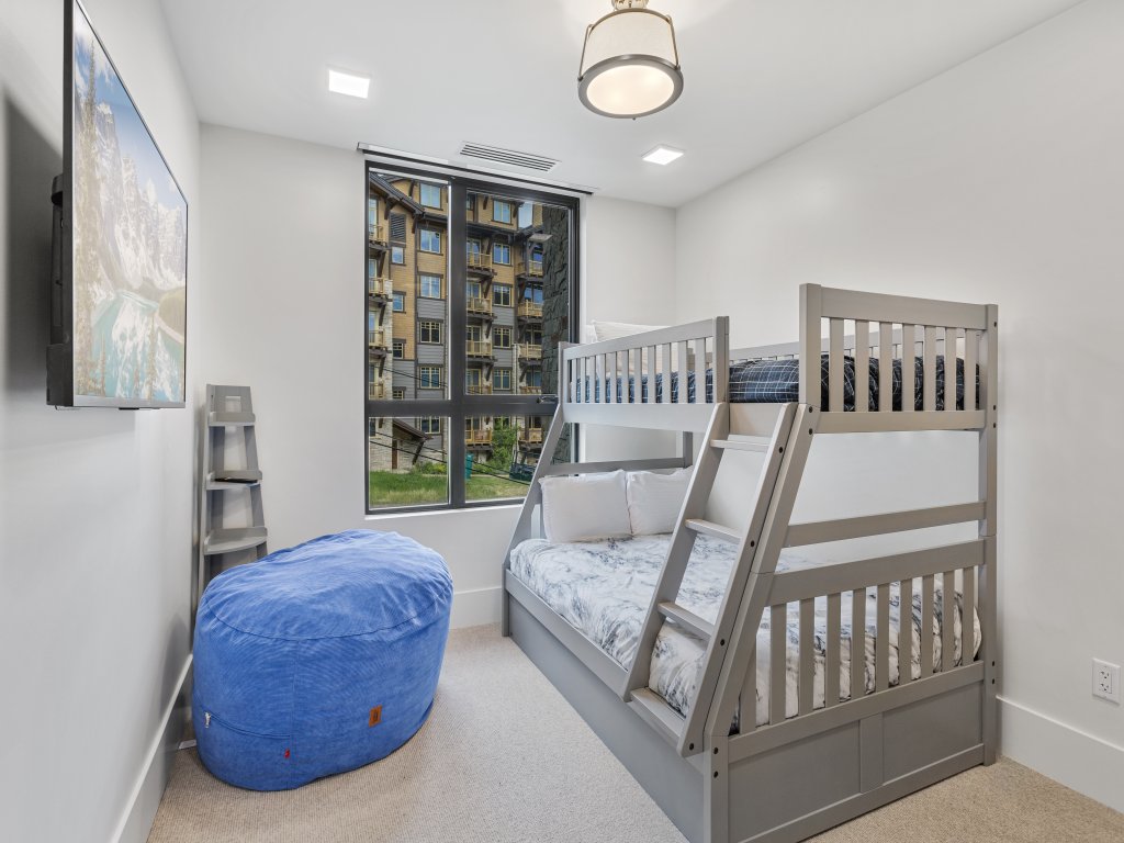Empire Residences at Deer Valley Resort - Three Bedroom Deluxe Residence #203 Vacation Rental in Park City - RedAwning