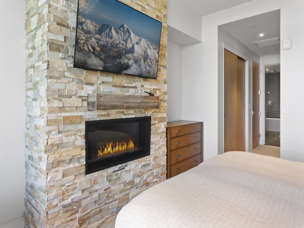 One Empire Pass Lodge at Deer Valley Resort - Three Bedroom Residence #504 Vacation Rental in Park City - RedAwning