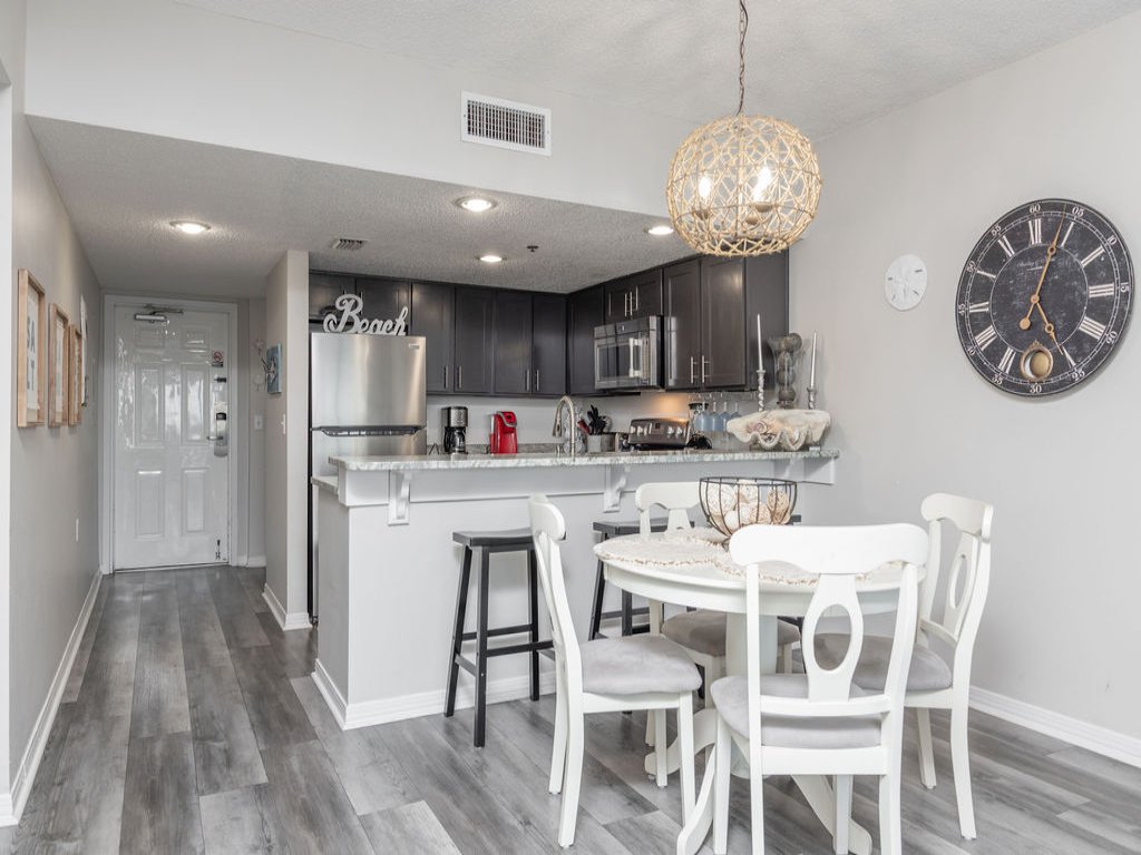 Tropical Winds 603 Vacation Rental in Gulf Shores - RedAwning
