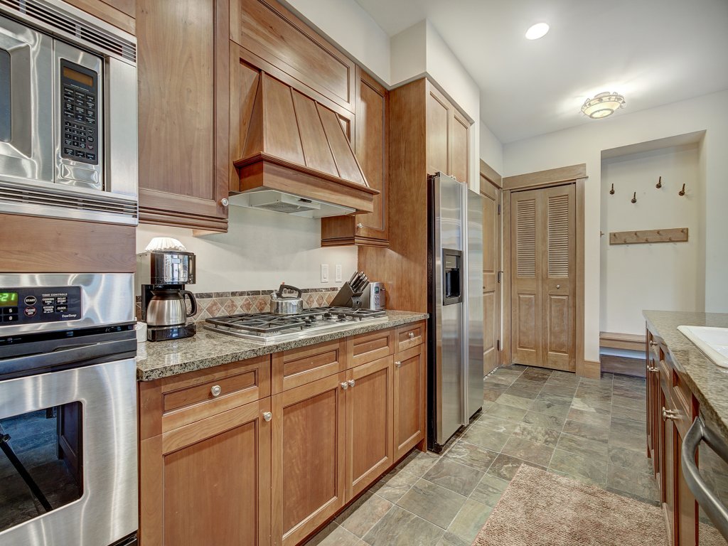 Luxurious 2 BR in River Run Village Featuring Ski in ski-out Vacation Rental in Dillon - RedAwning