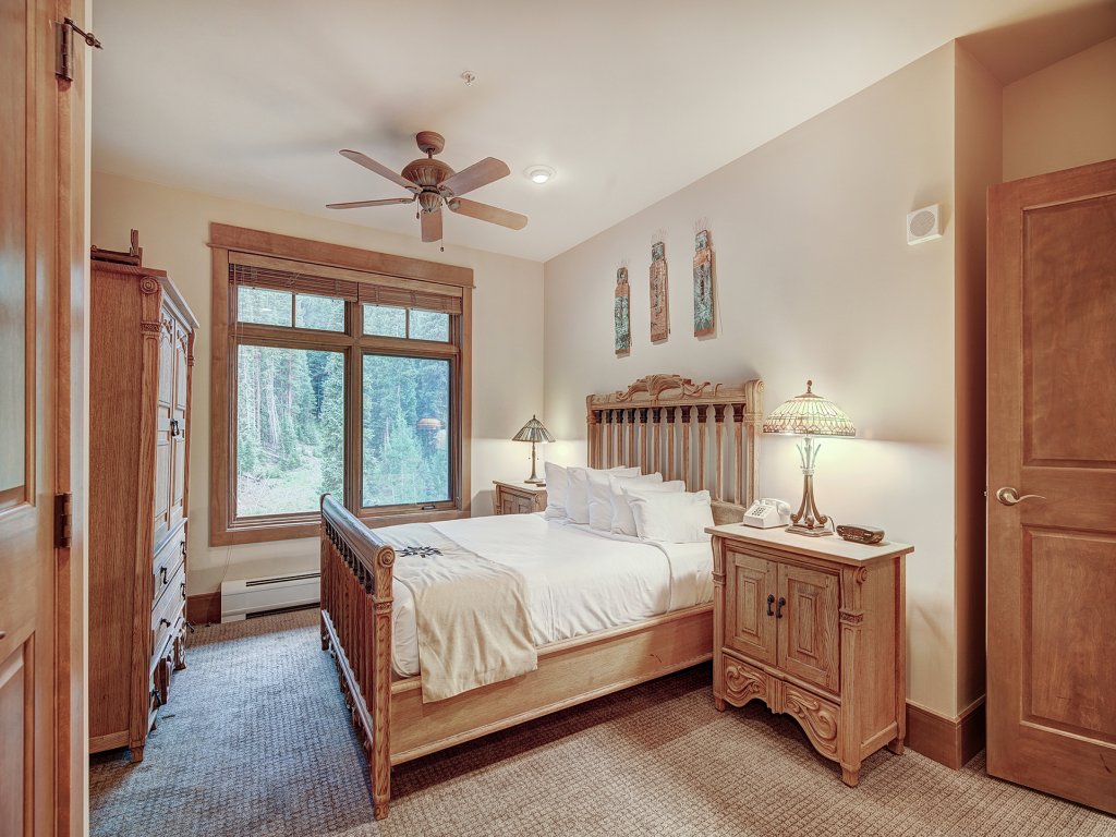 Luxurious 3 BR in River Run Village Featuring Ski in, ski out Vacation Rental in Dillon - RedAwning