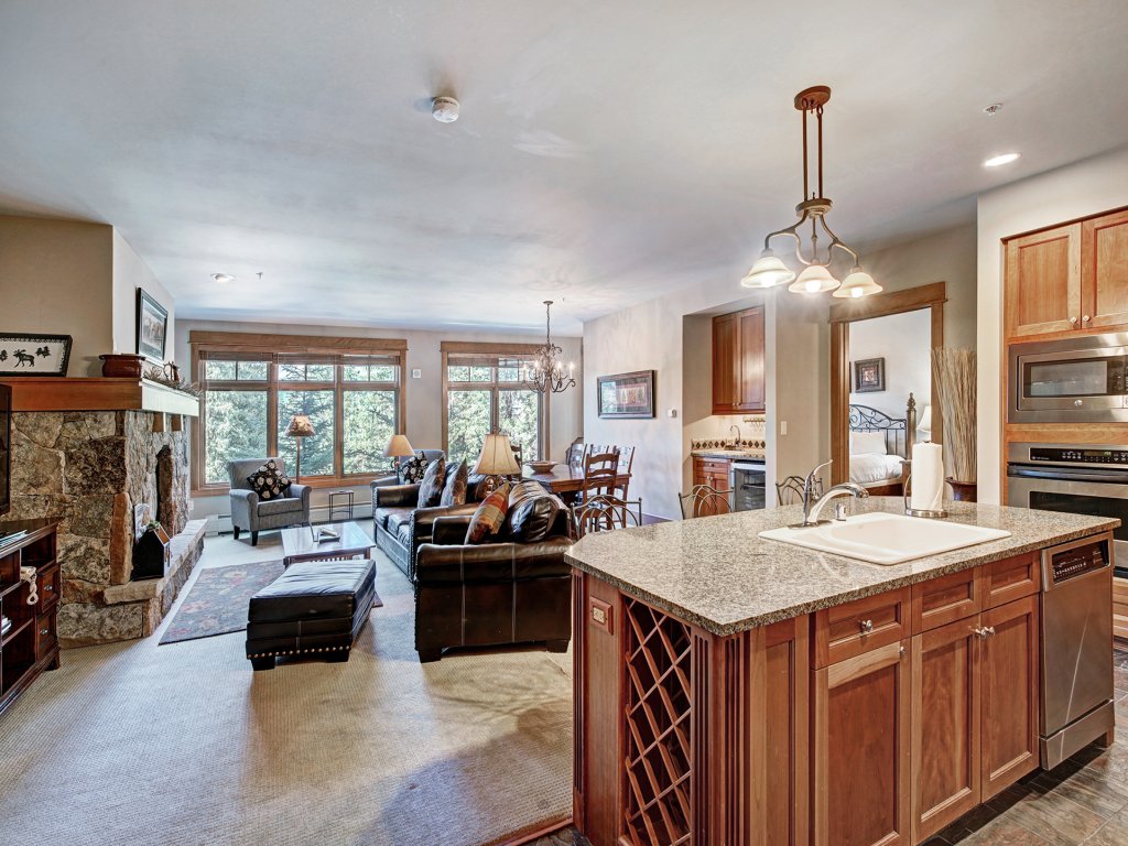 Luxury 3 BR in River Run Village Featuring Ski in, ski out! Vacation Rental in Dillon - RedAwning