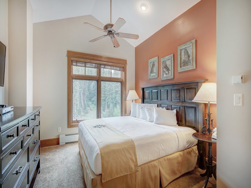 Luxurious 2 BR in River Run Village with Ski in ski out Vacation Rental in Dillon - RedAwning