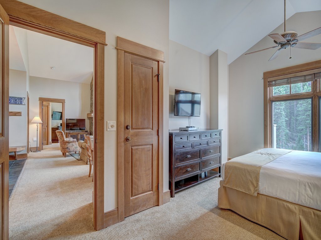 Luxurious 2 BR in River Run Village with Ski in ski out Vacation Rental in Dillon - RedAwning