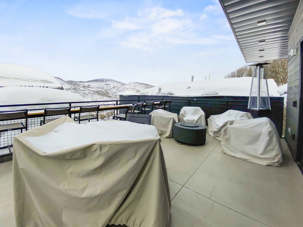 Luxury Ski In Ski Out Condo Kings Crown Vacation Rental in Park City - RedAwning