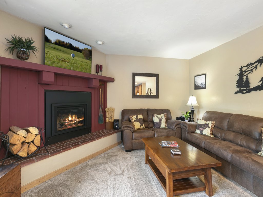 Beaver Creek West S2  (3 Bedroom) Vacation Rental in Avon - RedAwning