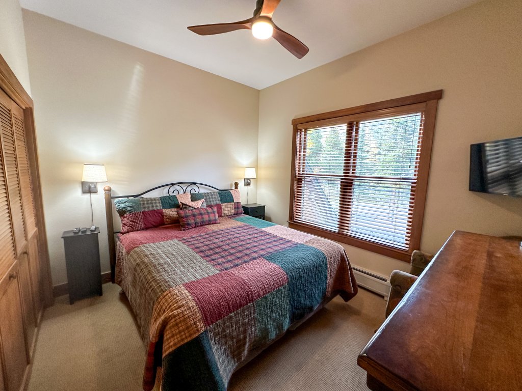 2348 Red Hawk Townhomes Vacation Rental in Keystone - RedAwning
