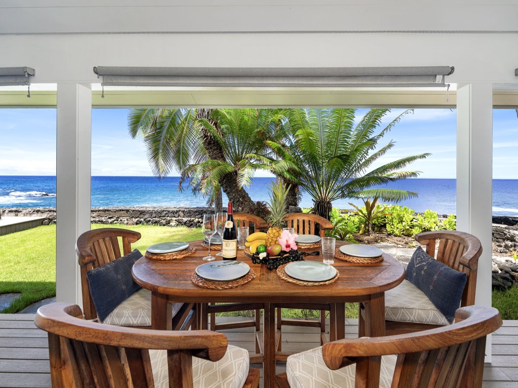 Hale Ona Loa Vacation Rental in Kailua Kona - RedAwning
