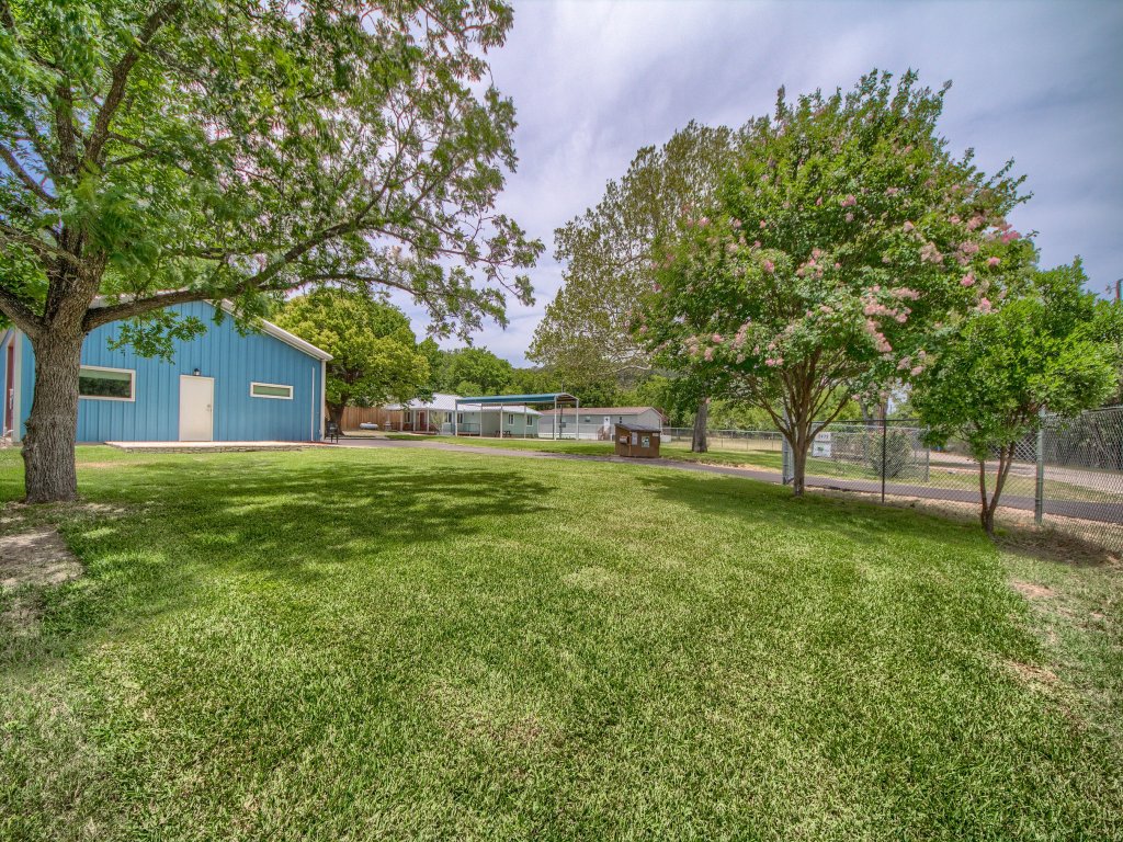PRD 2495 Ponderosa Country Haus  Vacation Rental in New Braunfels - RedAwning