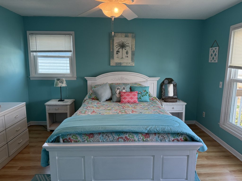 1 Galway Girl / 372 Ocean Blvd West Vacation Rental in Holden Beach - RedAwning