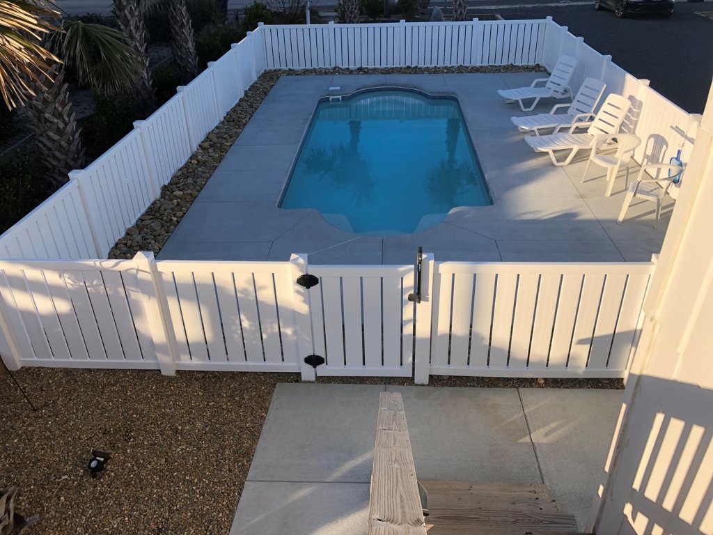 Meant To Be / 743 Ocean Blvd. West Vacation Rental in Holden Beach - RedAwning