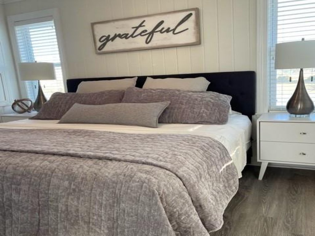 Meant To Be / 743 Ocean Blvd. West Vacation Rental in Holden Beach - RedAwning