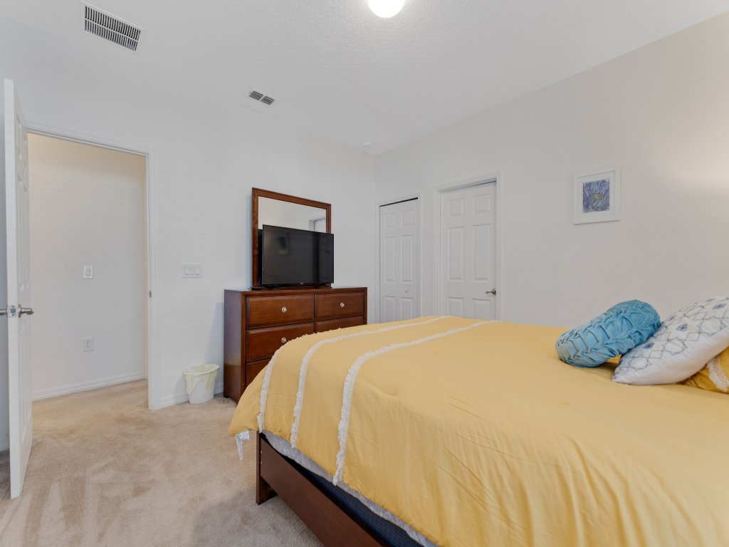 Amazing Dream Solterra Villa near DISNEY! CLUB/POOL/SPA/11BR Vacation Rental in Davenport - RedAwning