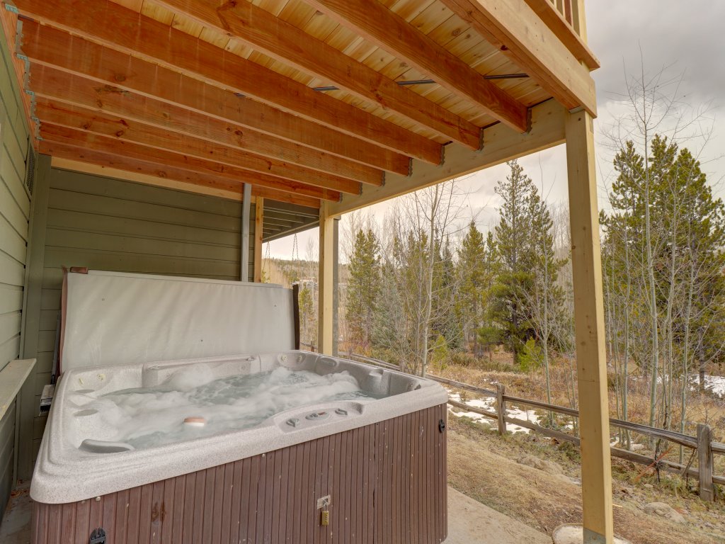 Prospect Point 3Br+Den 3.5Ba Vacation Rental in Colorado - RedAwning