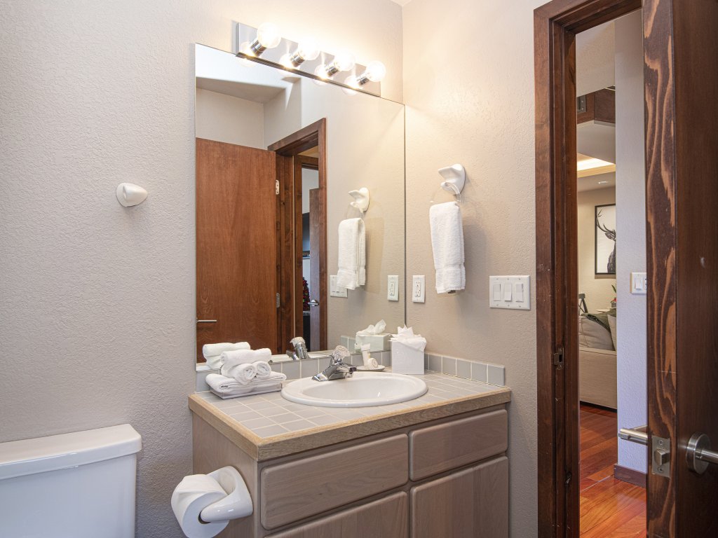 Vail Point 7 Vacation Rental in Vail - RedAwning