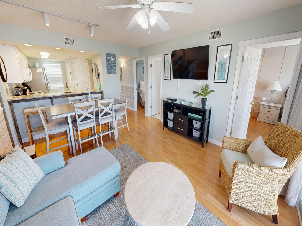 Seacrest 710 is 2 BR Top Floor Gulf Side unit - Beautifully decorated Vacation Rental in Fort Walton Beach - RedAwning