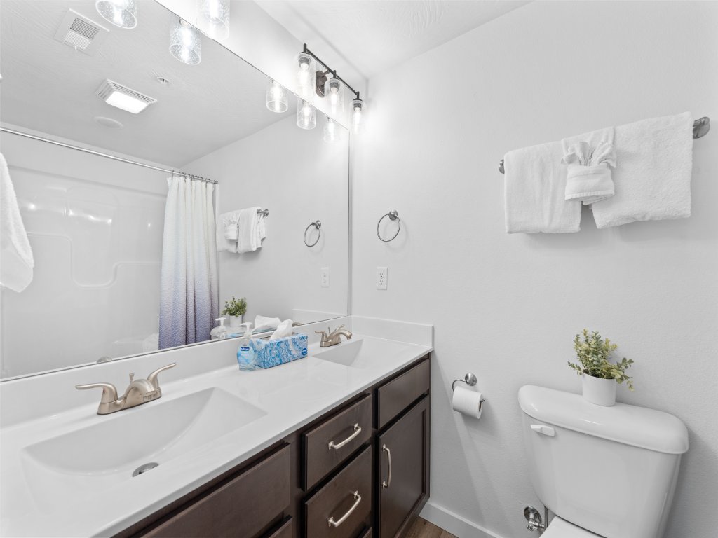 CM132- Summer Breeze Vacation Rental in Branson - RedAwning