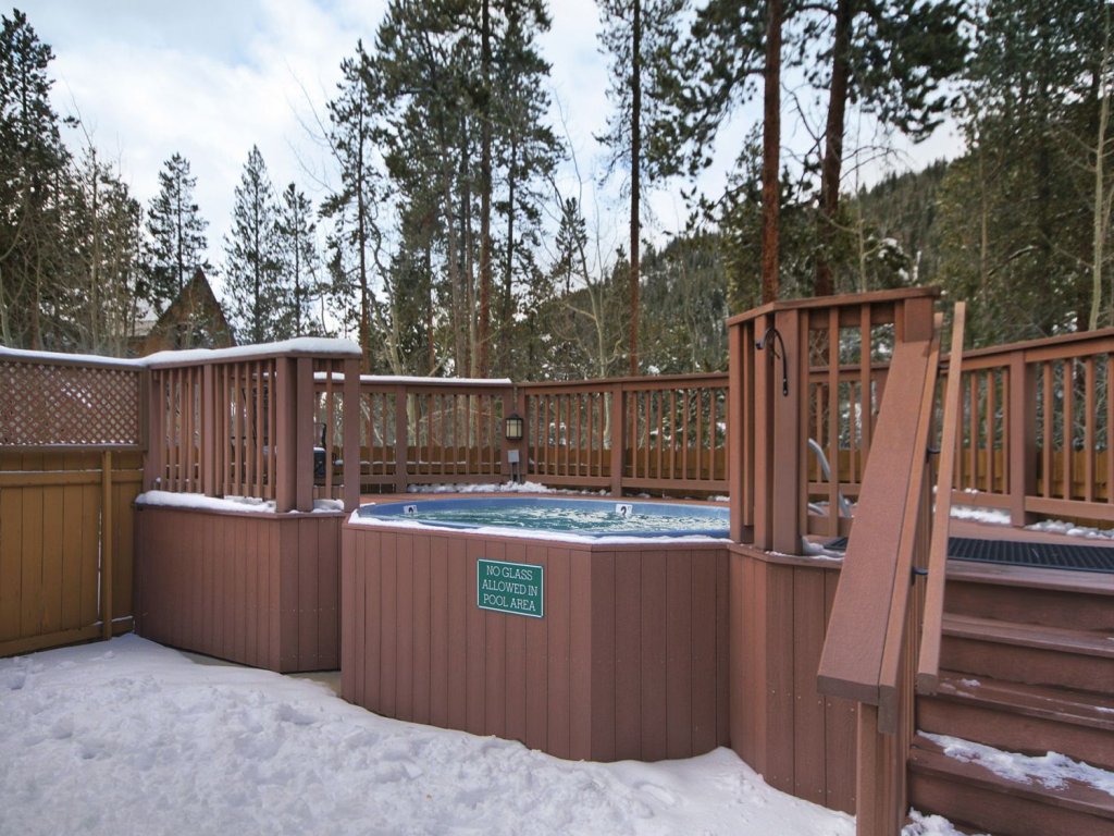 8758 Trappers Crossing Vacation Rental in Keystone - RedAwning