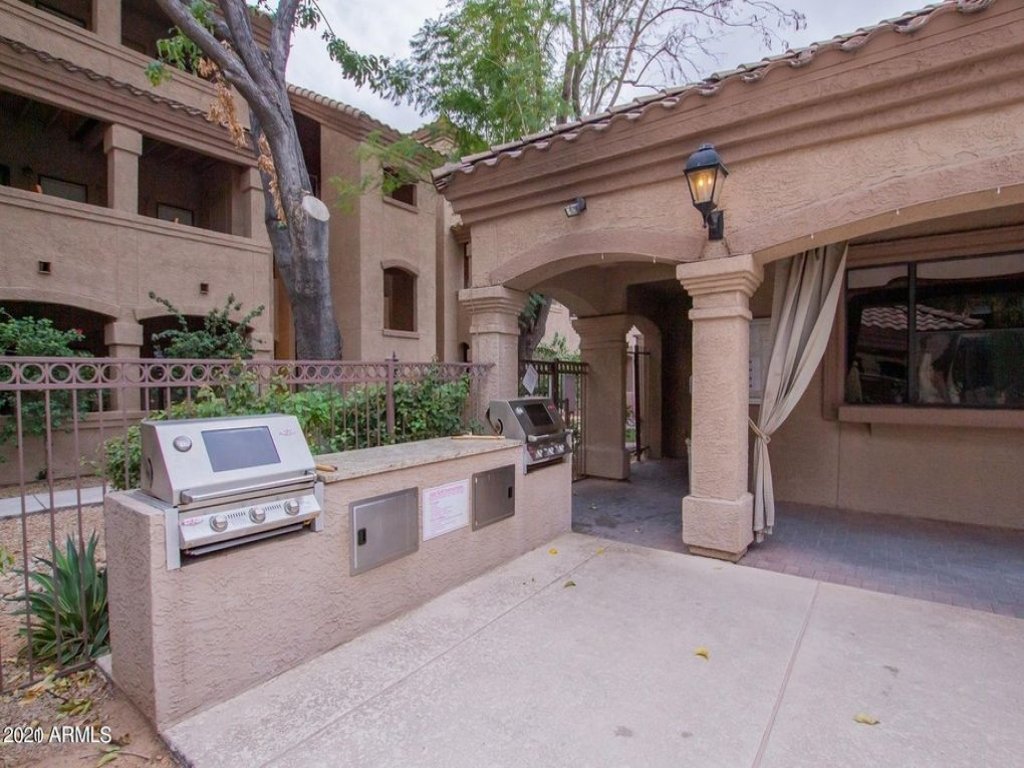 Villa Acacia Vacation Rental in Scottsdale - RedAwning