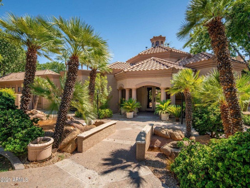 Villa Acacia Vacation Rental in Scottsdale - RedAwning