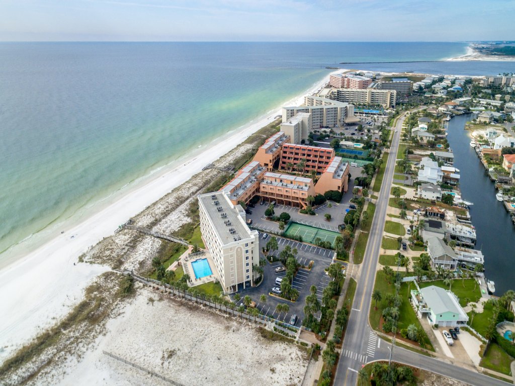 Destin on the Gulf 501 is a Beautiful Gulf Front 5th Floor with Free Beach Service Vacation Rental in Destin - RedAwning