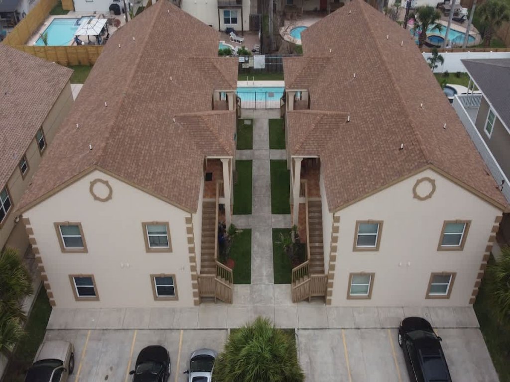 EZ Walk to Beach " Modern 2 bedroom " Sleeps Many Vacation Rental in South Padre Island - RedAwning