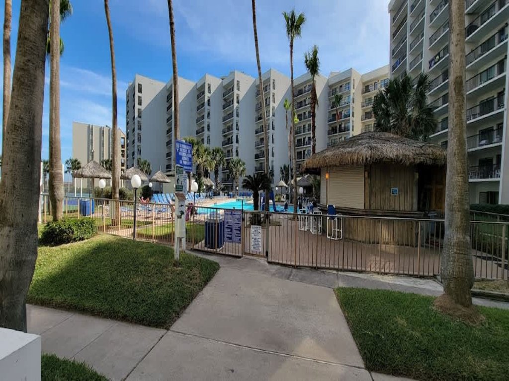 * Heated Pool * Sleeps Many Beachfront Resort Vacation Rental in South Padre Island - RedAwning