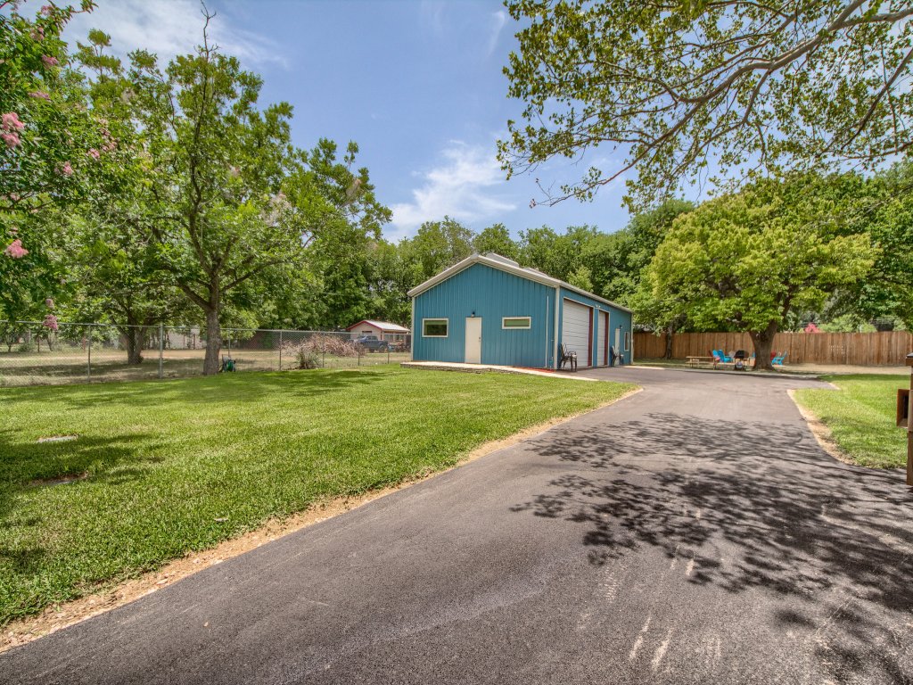 PRD 2485 Ponderosa Twins Vacation Rental in New Braunfels - RedAwning