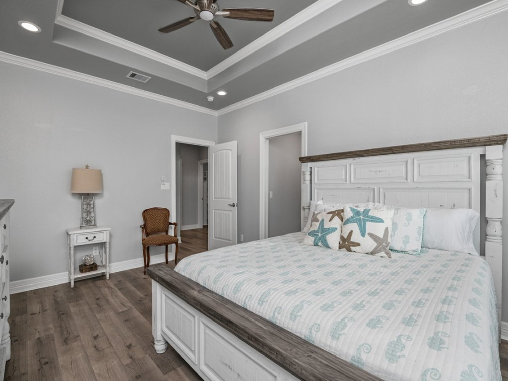 Hello Sunshine Vacation Rental in Gilchrist - RedAwning