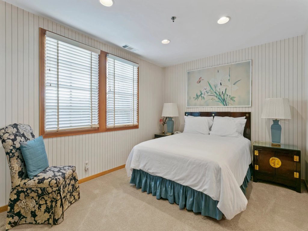 Stag Lodge at Deer Valley Resort - Three Bedroom Residence with Spa #5 Vacation Rental in Park City - RedAwning