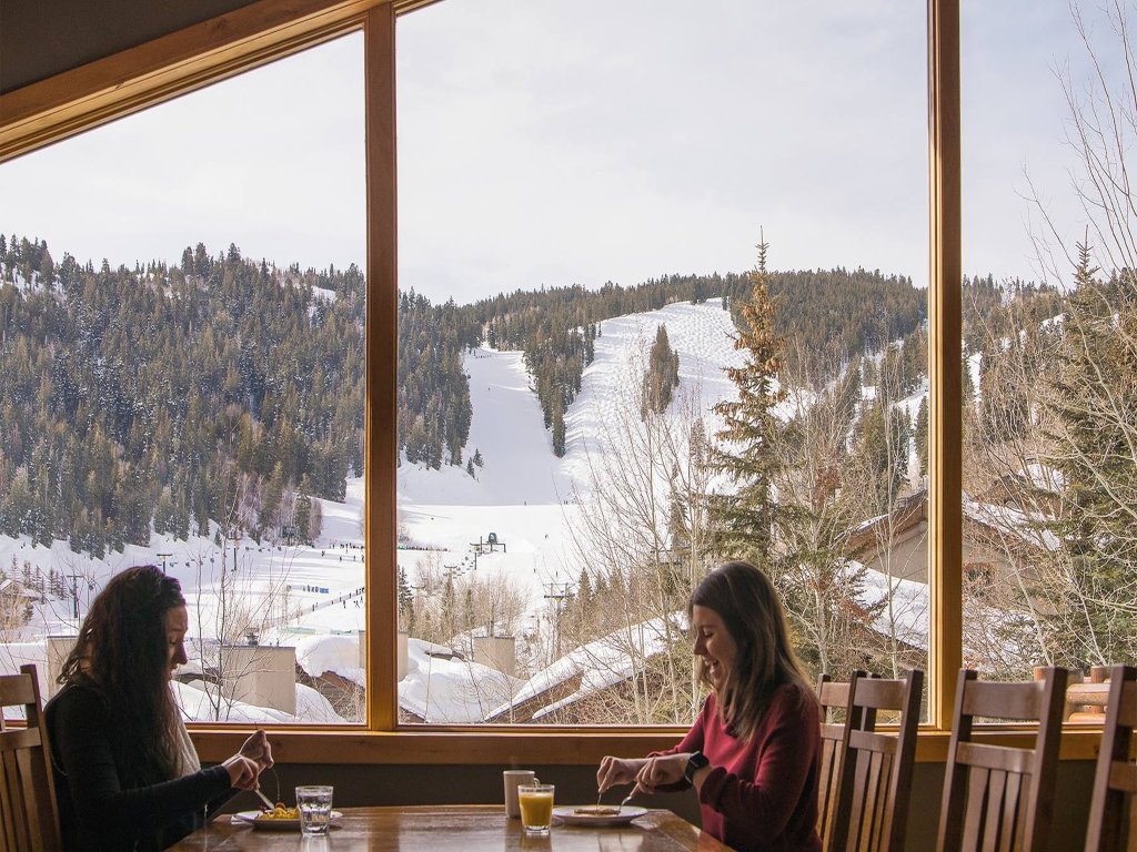 Trail's End Lodge at Deer Valley Resort - Two Bedroom Residence with Spa #406 Vacation Rental in Park City - RedAwning