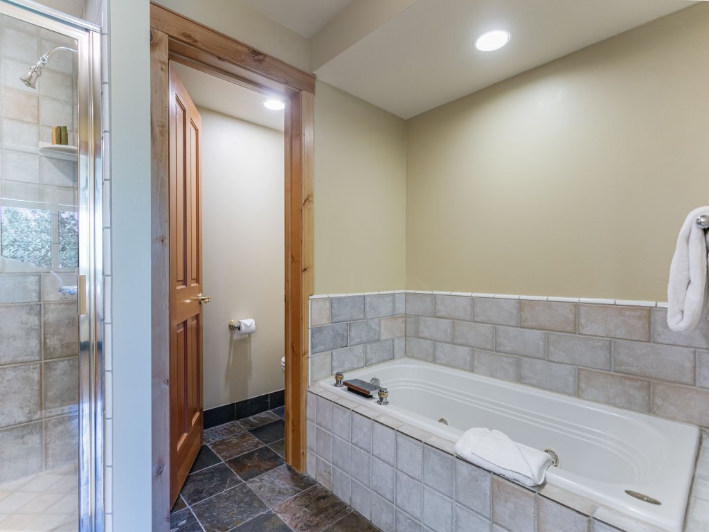 Trail's End Lodge at Deer Valley Resort - One Bedroom Residence with Spa #204 Vacation Rental in Park City - RedAwning