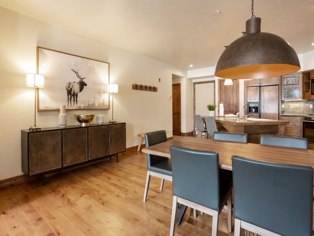 1 Bedroom Condo - The Lodges at Deer Valley Vacation Rental in Park City - RedAwning