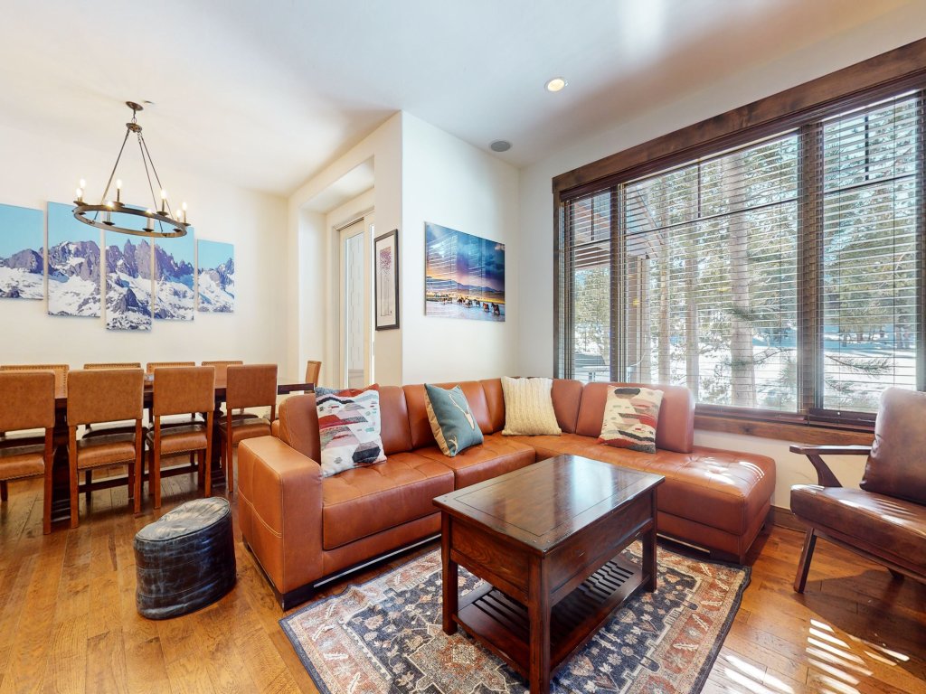 Woodwinds 1271 Spacious Mountain Modern Home with Private Hot Tub, Fireplace and Garage Vacation Rental in Mammoth Lakes - RedAwning