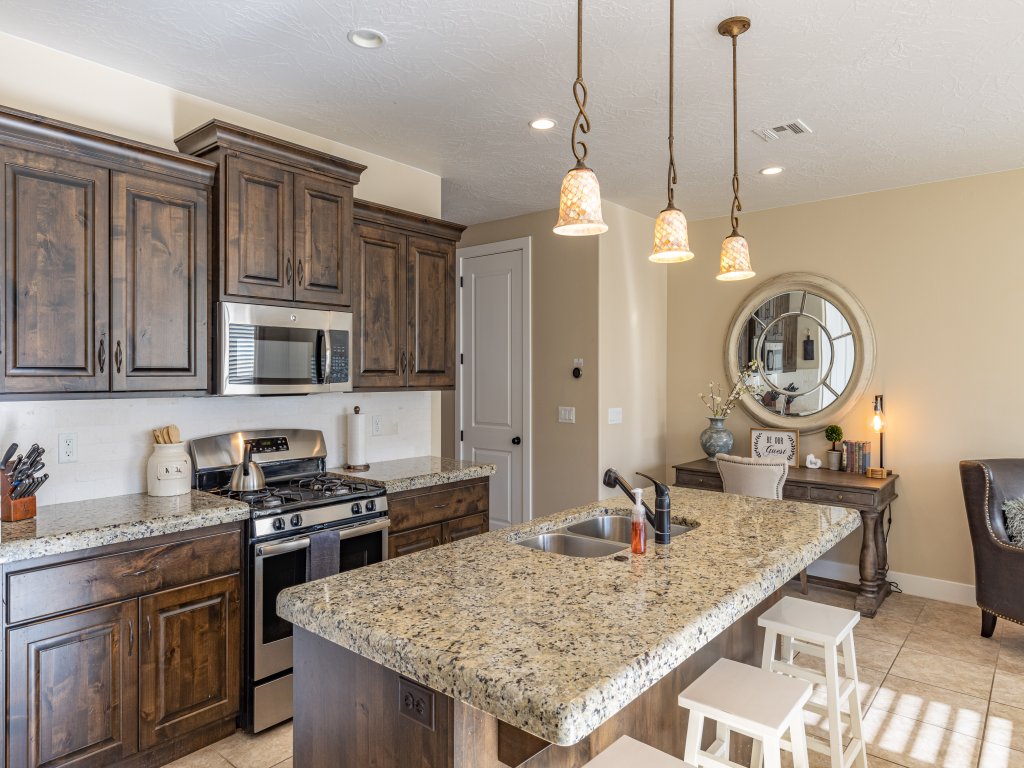 Ledges Oasis Vacation Rental in St. George - RedAwning