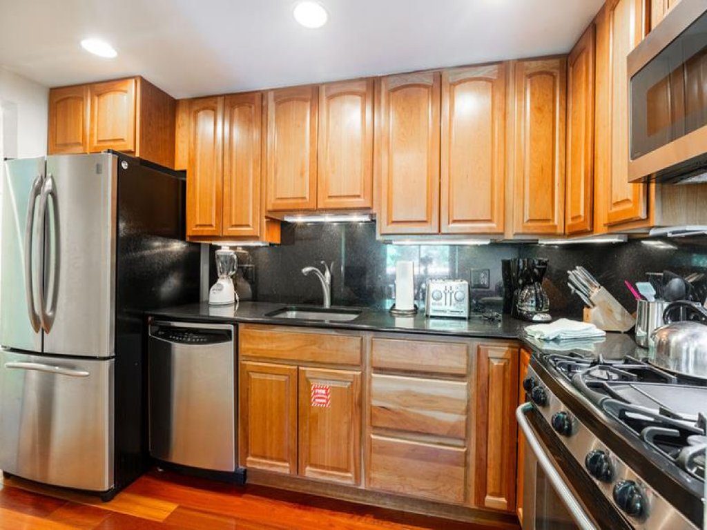 All Seasons Near Gold Peak Base & Riva Bahn Lift Vacation Rental in Vail - RedAwning