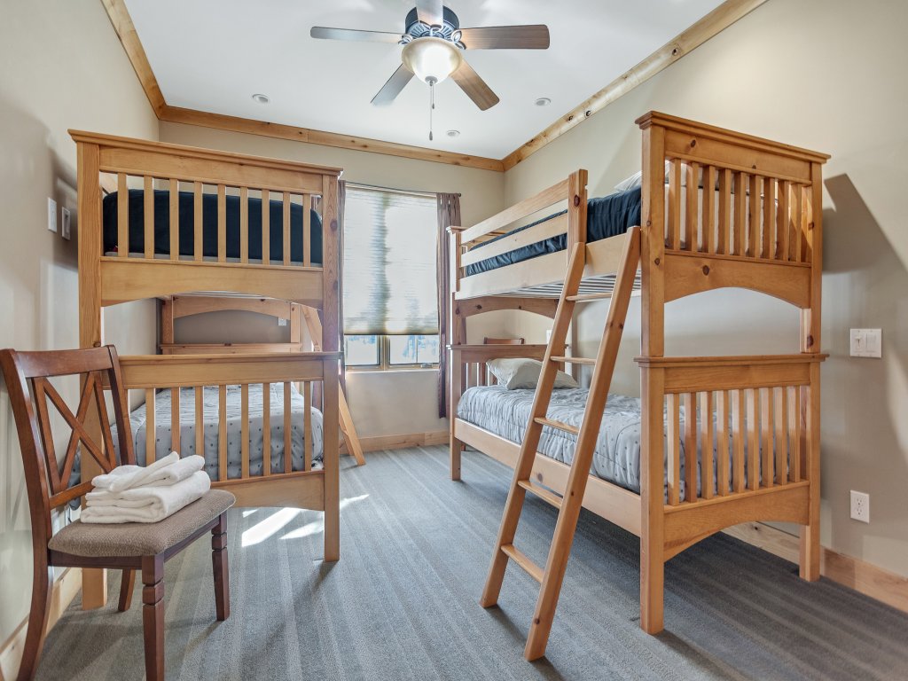 Modern Condo - Great Location SM#202! Vacation Rental in Bear Valley - RedAwning
