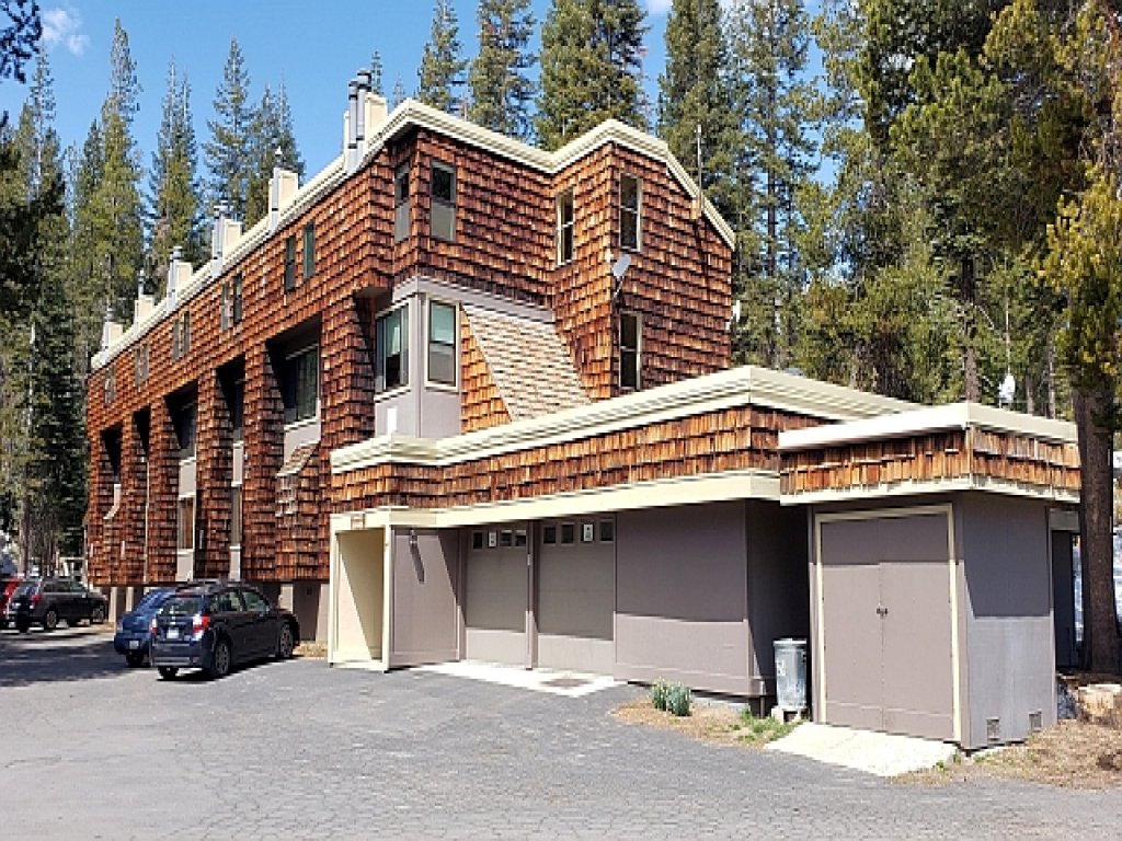Year Round Condo- Sleeps 5! - Tamarack #17 Vacation Rental in Bear Valley - RedAwning